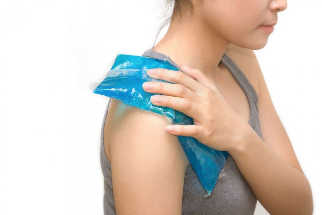 Kompression für die Schulter bei Arthrose, um Schmerzen zu beseitigen