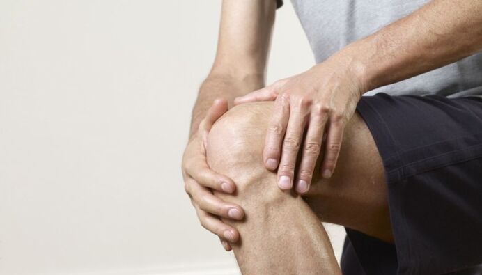 Schmerzen in den Gelenken der Beine und Arme