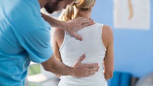 Behandlung von Rückenschmerzen